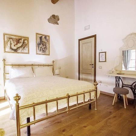 ポントレーモリ Il Giardino Di Rosmarino Bed & Breakfast エクステリア 写真