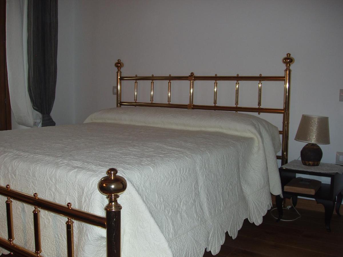 ポントレーモリ Il Giardino Di Rosmarino Bed & Breakfast エクステリア 写真