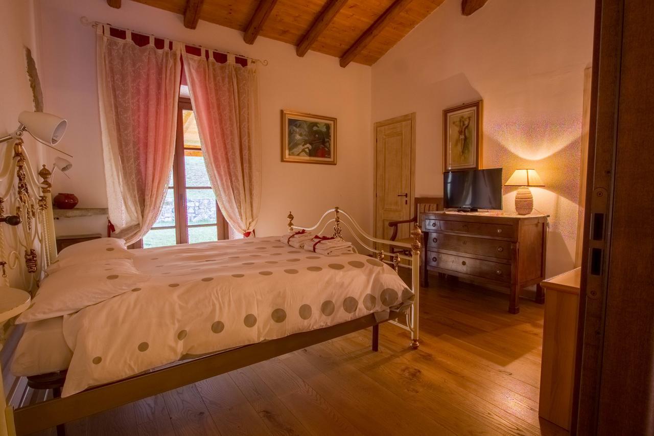 ポントレーモリ Il Giardino Di Rosmarino Bed & Breakfast エクステリア 写真