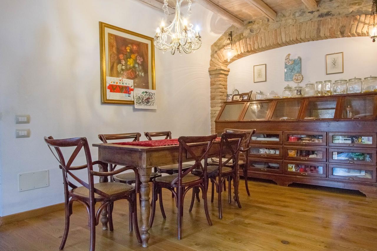 ポントレーモリ Il Giardino Di Rosmarino Bed & Breakfast エクステリア 写真